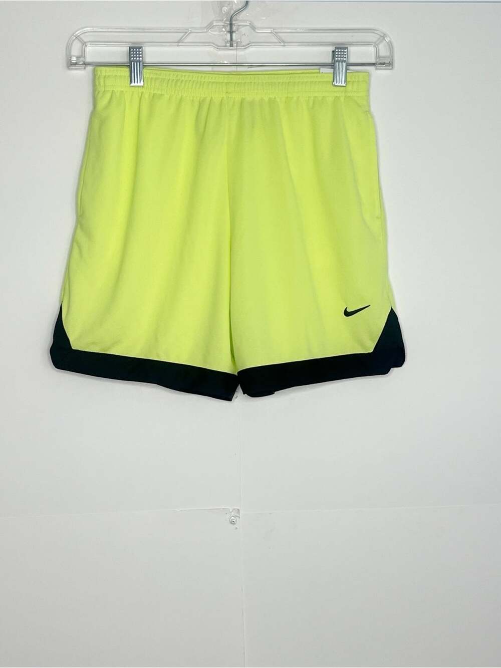 Nike Kids Dri-Fit Shorts Size Large